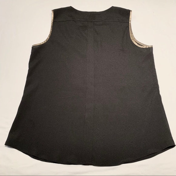 Black Sleeveless Blouse with Gold Detail - Picture 2 of 2